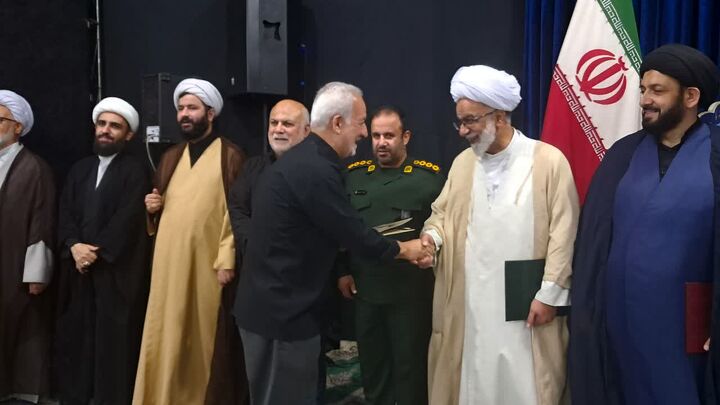 مراسم گرامیداشت ائمه و روئسای ستاد نماز جمعه سنگر برگزار شد+فیلم