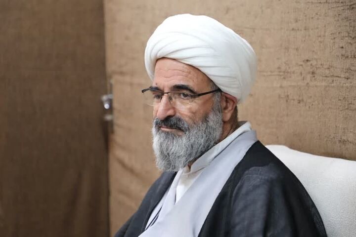 نماز جمعه تبیین‌کننده مواضع نظام جمهوری اسلامی و امام جامعه مسلمین است