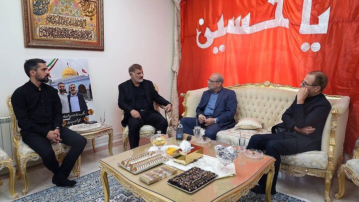 دیدار دبیر مجمع تشخیص مصلحت با خانواده شهید مهدی ربانی