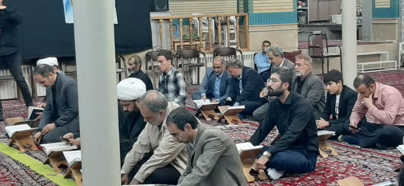 محفل نورانی انس با قرآن کریم درشاهرود برگزار شد