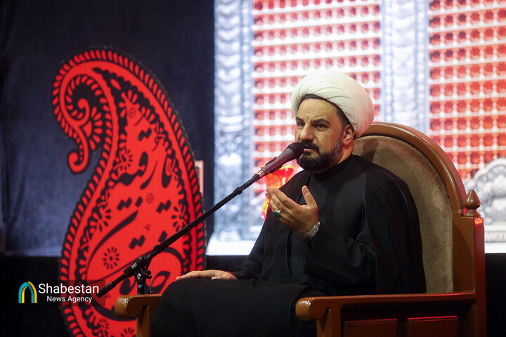 هدف اصلی قیام سیدالشهدا، هدایت و خروج بشریت از جهالت بود