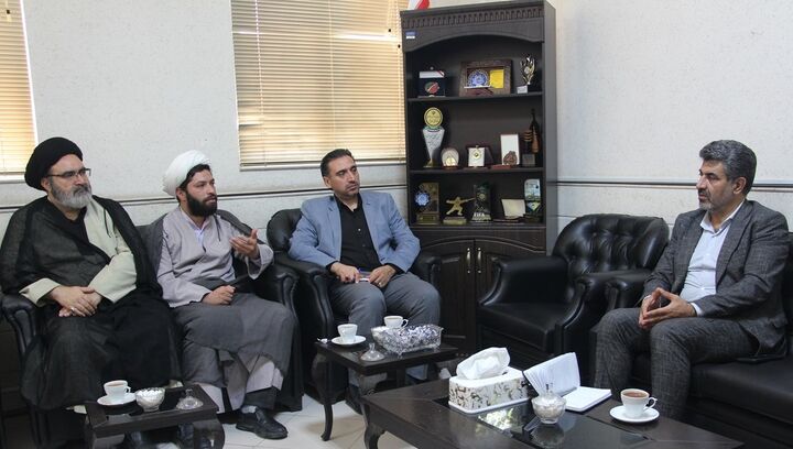 لزوم هم‌افزایی میان دستگاه‌های متولی در حوزه جوانان/نسل جوان را با مسجد و کارکردهای آن آشنا کنیم