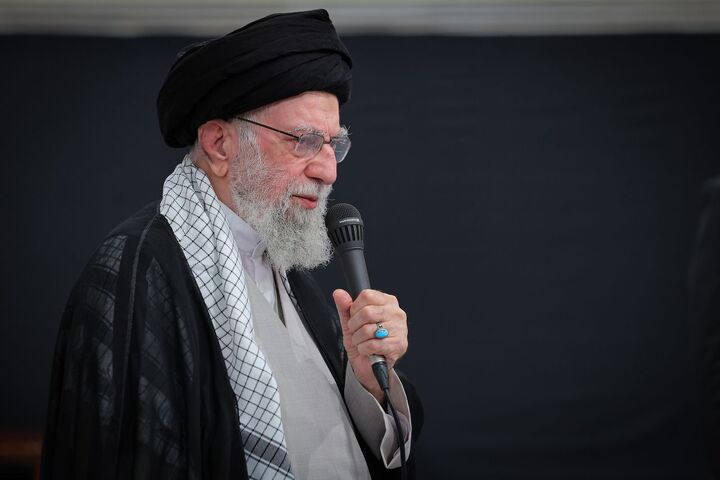 رهبر انقلاب: ایران، قدرت، استقامت و دست‌پر خود را به دنیا نشان داد