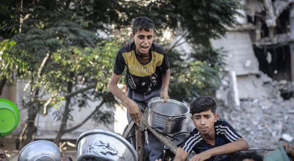 وقتی بچههای مسجد محاصره غزه را دور میزنند