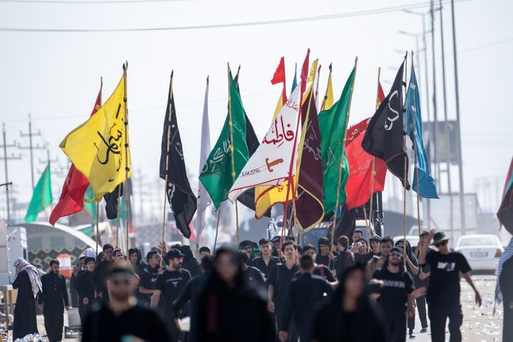 مواکب پرچم‌های حسینی؛ شکوه همنشینی رنگ و معنویت