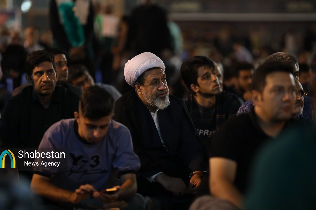 استقبال بیش از ۳۰ هزار نفری مردم کرمان از مراسم مسجد تاریخی امام(ره) و یک حُسن ختام بیادماندنی