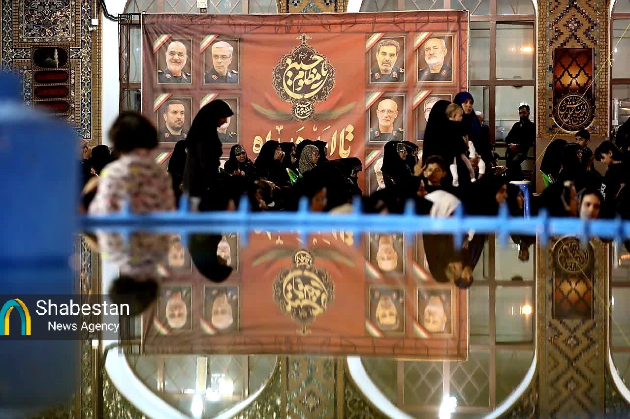 استقبال بیش از ۳۰ هزار نفری مردم کرمان از مراسم مسجد تاریخی امام(ره) و یک حُسن ختام بیادماندنی