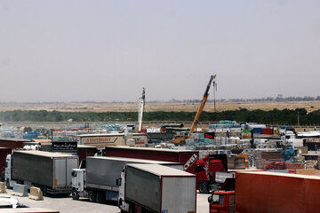 تلاش بی‌وقفه گمرکات ایلام برای تسهیل اربعین