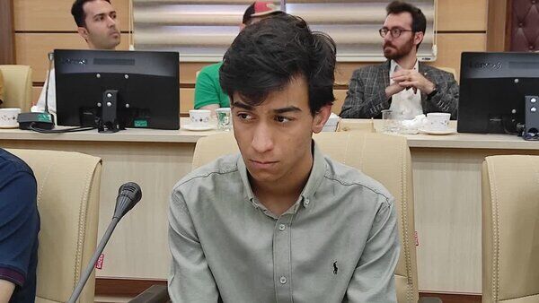 زنده نگه داشتن یاد شهدای انقلاب رسالت اصلی ما است