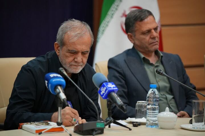 باور "می‌توانیم" با تکیه بر وفاق ملی راه حل دولت در حل مشکلات کشور است