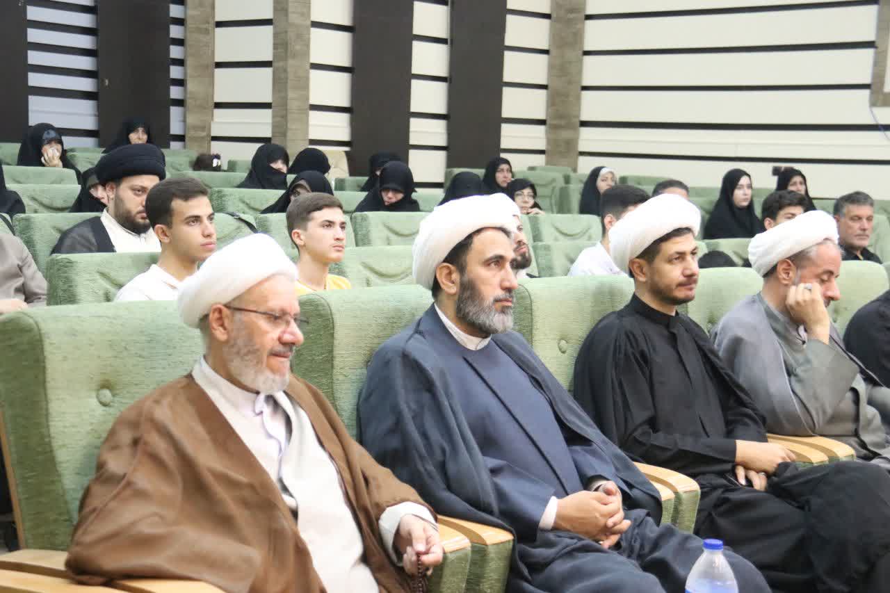 رشد و تربیت نوع نگاه خدا در قرآن است