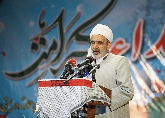 انتقاد امام جمعه سنندج از سکوت جهانی در قبال جنایات انجام شده در غزه