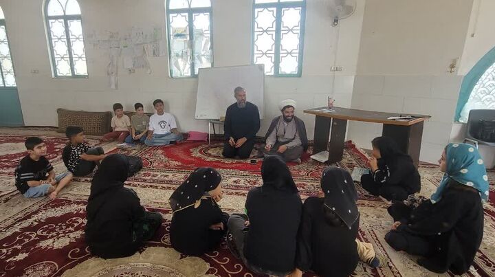 کار این کانون مسجدی آموزش بچه‌های روستا است