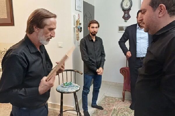 دیدار اعضای مؤسسه کشوری مهد قرآن با خانواده شهید احسان ذاکری
