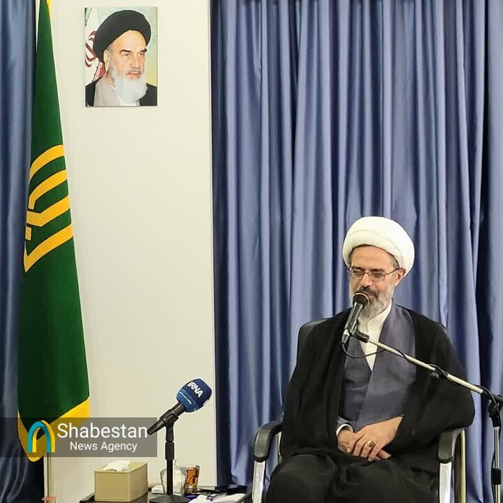 ظرفیت‌ها و کارکردهای اصلی مساجد باید احیاء شود