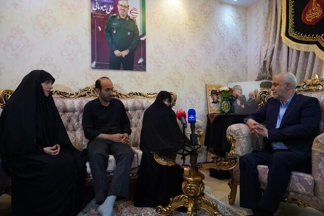 دایرةالمعارف شهدای مدافع حرم رونمایی می‌شود