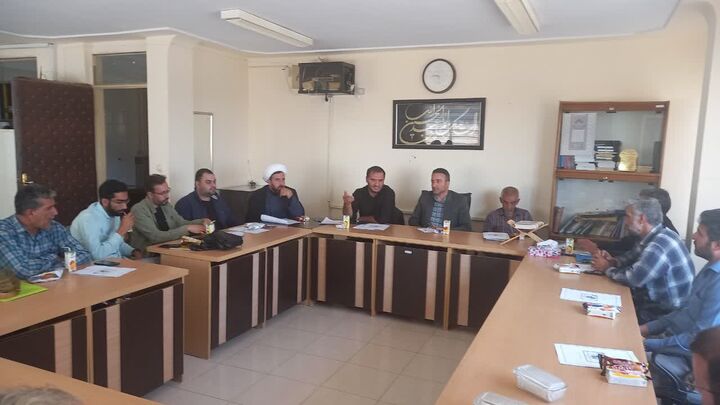 تأکید بر ارتقای فعالیت‌های تربیتی و هنری در کانون‌های مساجد