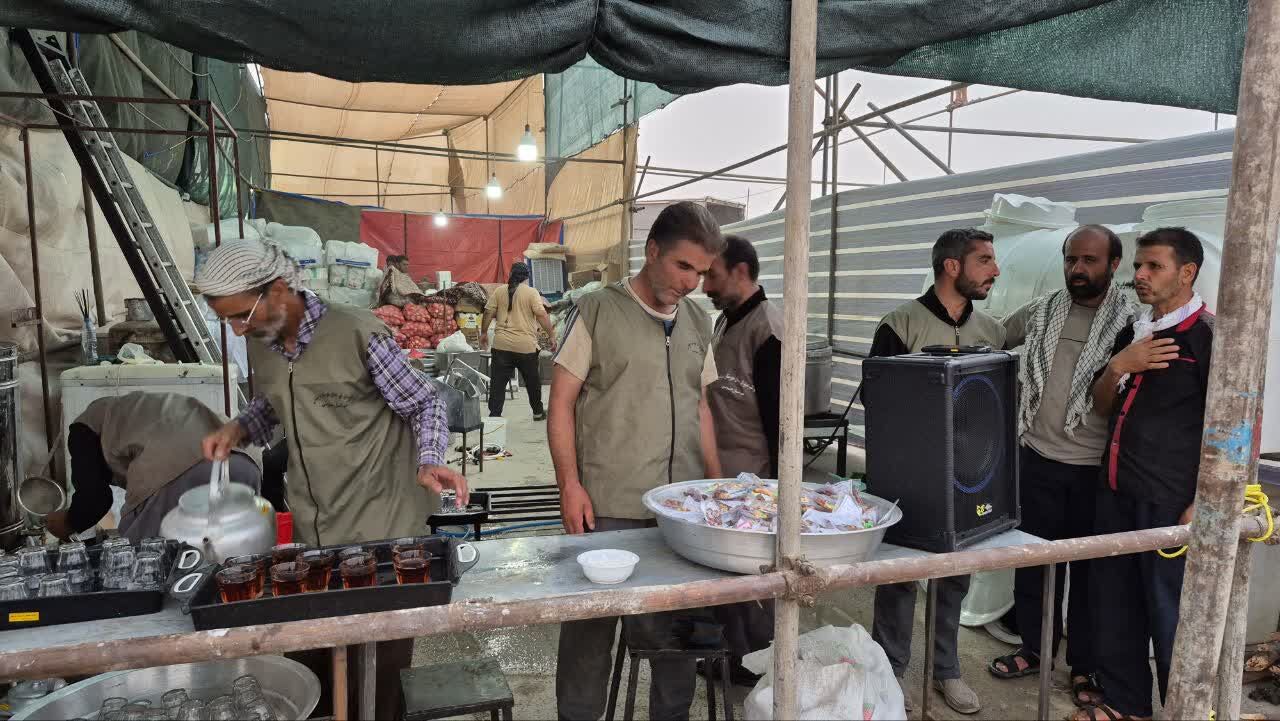 موکب شهدای درمیان؛ نماد وحدت در مسیر اربعین حسینی