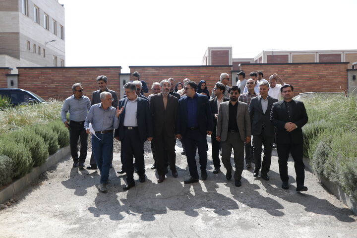 بازدید مسئولان کشوری و استانی از پروژه تالار مرکزی اراک / افتتاح مجهزترین تالار فرهنگی کشور تا آبان‌ماه