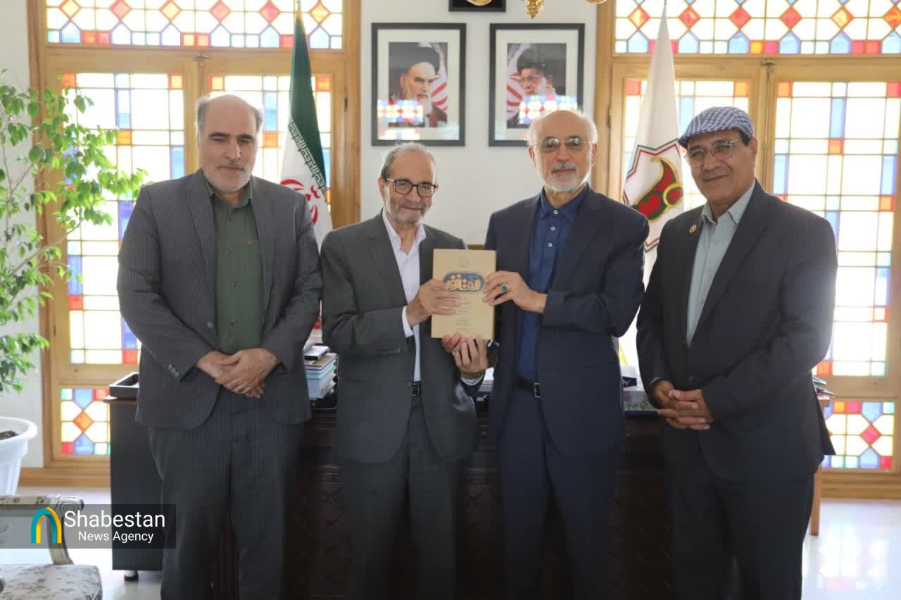 صالحی: مفاخر ملی مانند ابن‌سینا جایگاه جهانی ایران را تقویت می‌کنند/ رحمتی: ابن‌سینا یکی از معماران اسلام ایرانی است 