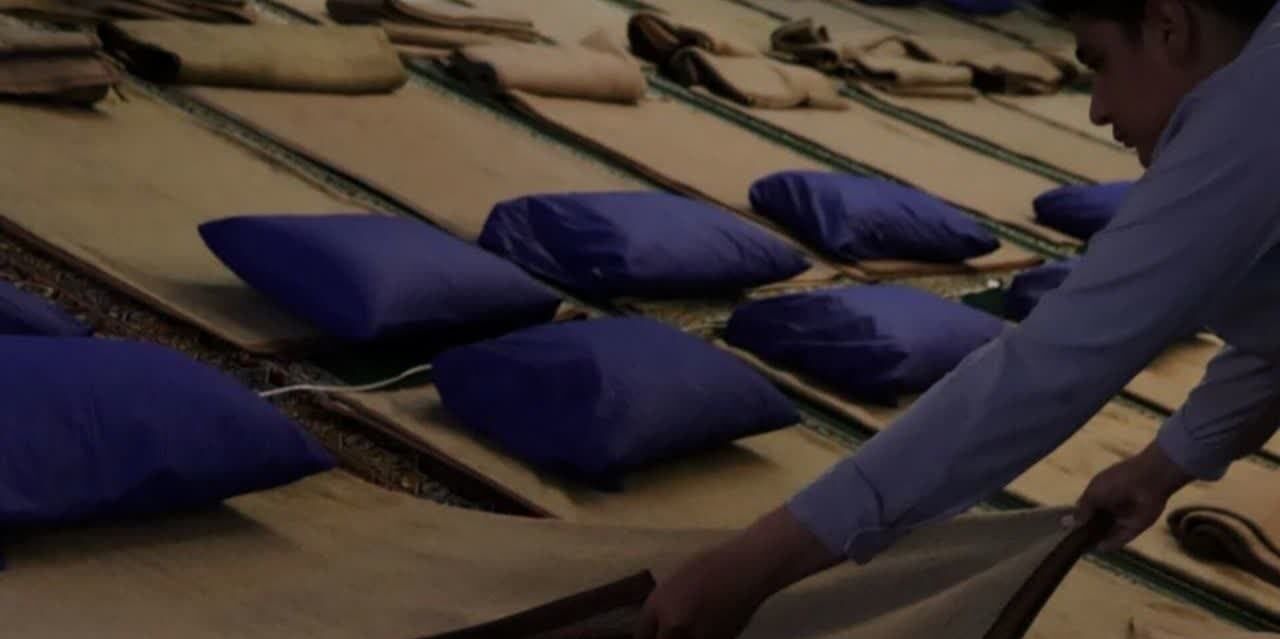 خدمت به زائران اربعین، افتخار بچه‌های مسجد است