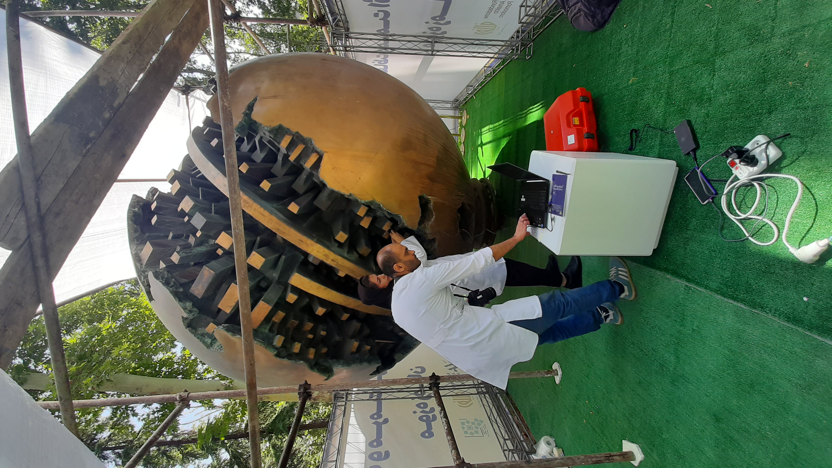 آغاز مرمت «گوی پومودورو»؛ اثری جهانی با پیچیدگی‌های حفظ و بازسازی در موژه زمان