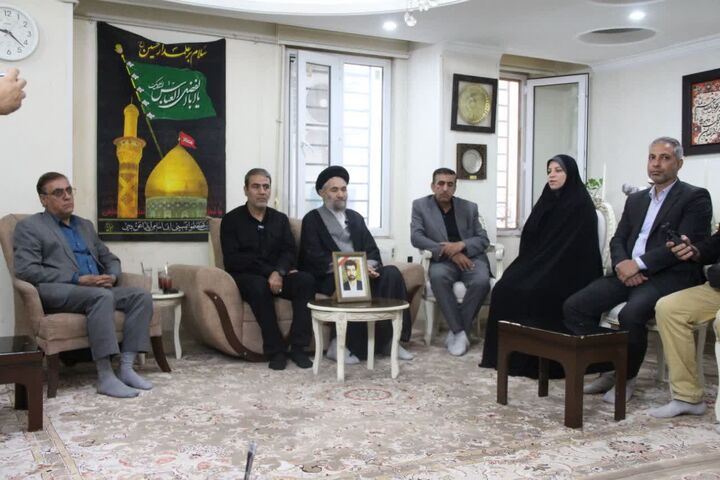 خبرنگار وجدان بیدار یک ملت است