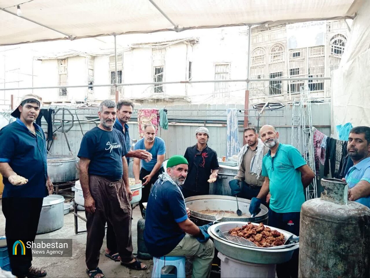 همت و همدلی مردم معصوم‌آباد برای خدمت به زائران اربعین