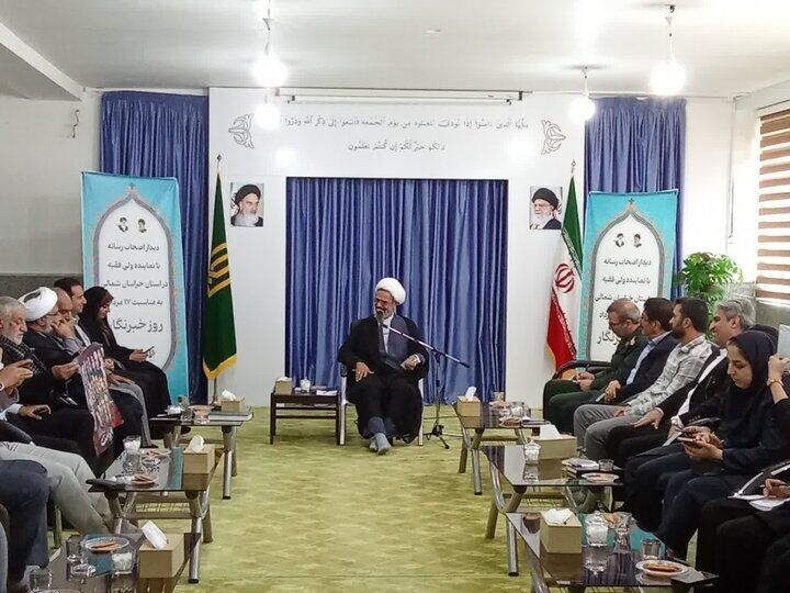 صداقت، شجاعت و دلسوزی لازمه کار خبرنگار است