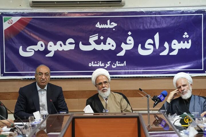 مسیر راه کربلا در کرمانشاه، همچون راه ابریشم، به یک مسیر بین‌المللی تبدیل شود