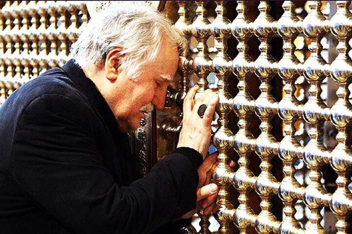 آنجا که امام مهربانی‌ها، خود به سراغ استادِ خادمش می‌رود