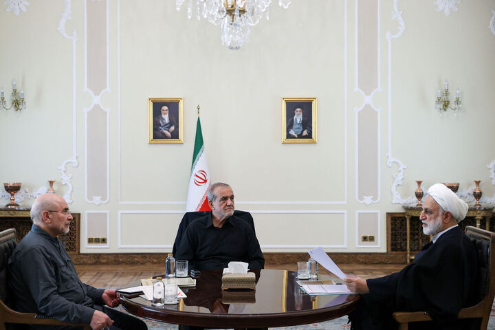 جلسه سران قوا به میزبانی رئیس‌جمهور برگزار شد