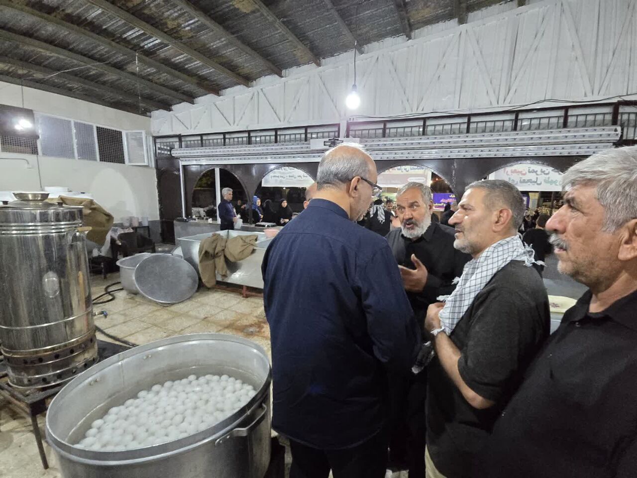 بازدید استاندار کرمانشاه از مواکب خدمت‌رسان به زائران اربعین در ماهیدشت