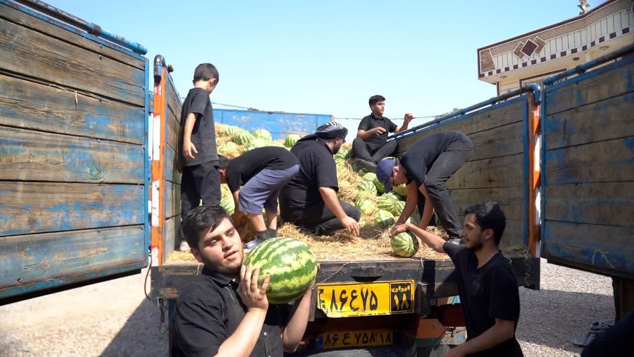 همدلی بچه مسجدی‌ها در طریق العلما؛ ۱۲۰ خادم کانون بقیة‌الله در خدمت روزانه ۵۰ هزار زائر اربعین