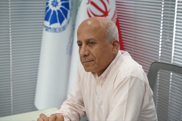 اولین باغ مرکبات هوشمند هرمزگان در شهرستان رودان راه اندازی شد