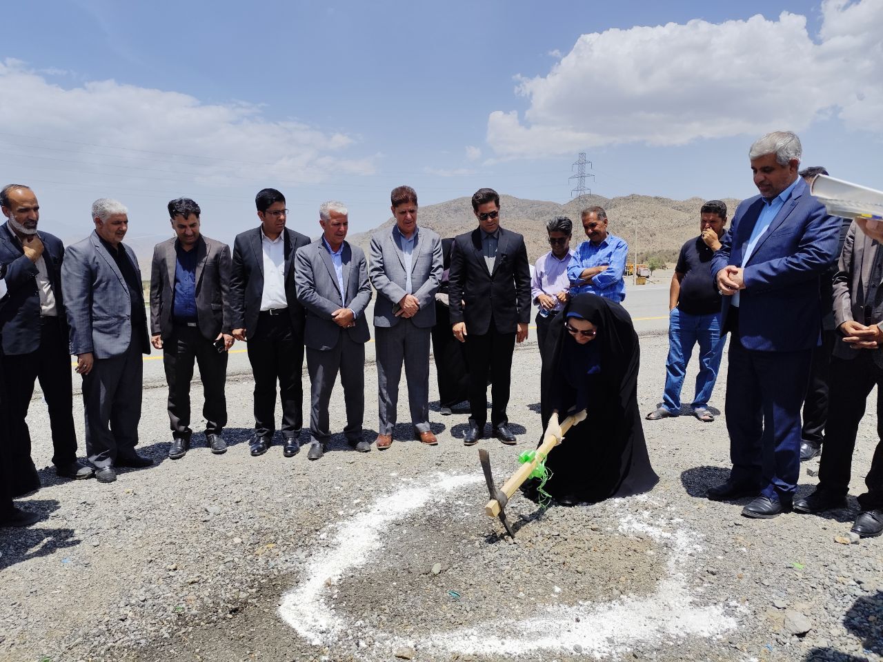 پروژه بلوار ورودی شهر جبالبارز لنگ‌زنی شد