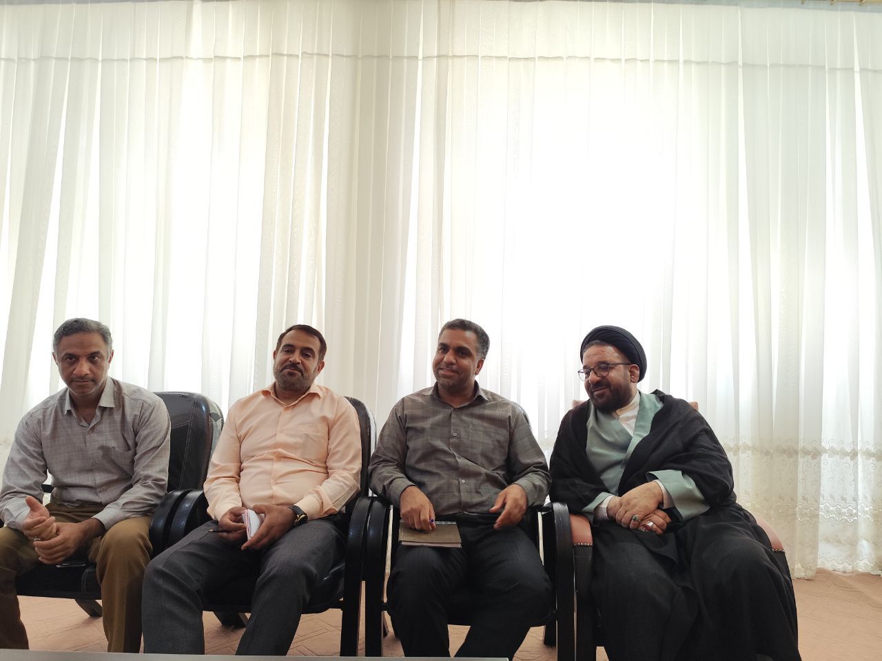 خبرنگاران خبرگزاری شبستان نسبت به رسالت خود تعهد، مسئولیت پذیری و احساس تکلیف دارند