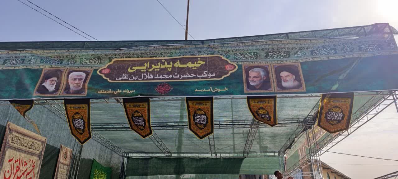 دلدادگی خالصانه دیار کویر به حسین(ع)؛ خدمت‌رسانی ۱۹ موکب آران و بیدگل در طریق‌الحسین(ع) 