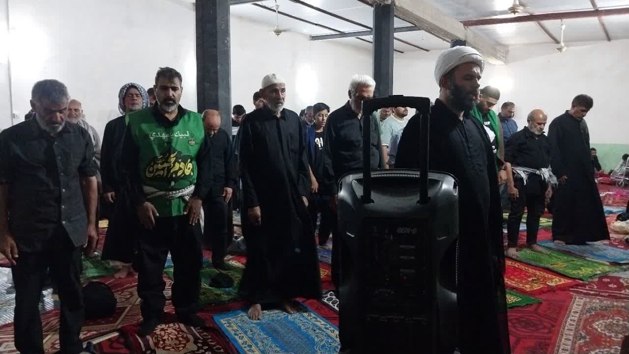 دلدادگی خالصانه دیار کویر به حسین(ع)؛ خدمت‌رسانی ۱۹ موکب آران و بیدگل در طریق‌الحسین(ع) 