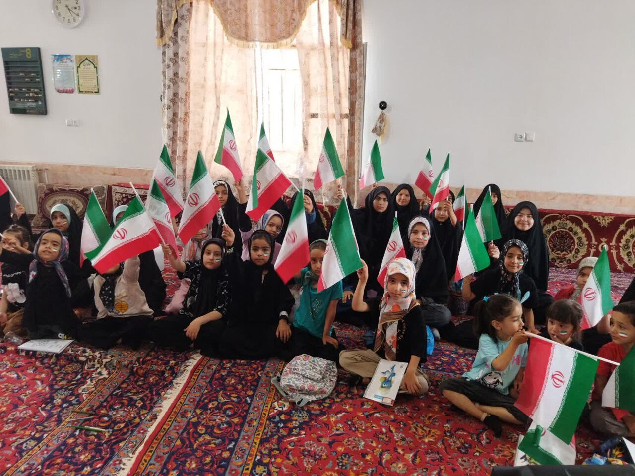 برگزاری پویش «پرچم افتخار» به مناسبت اربعین و گرامیداشت شهدای اقتدار ملی در چشمه پهن