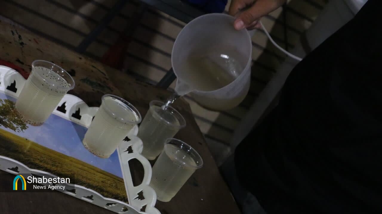 بچه‌های مسجد، با افتخار در مسیر عشق خدمت می‌کنند