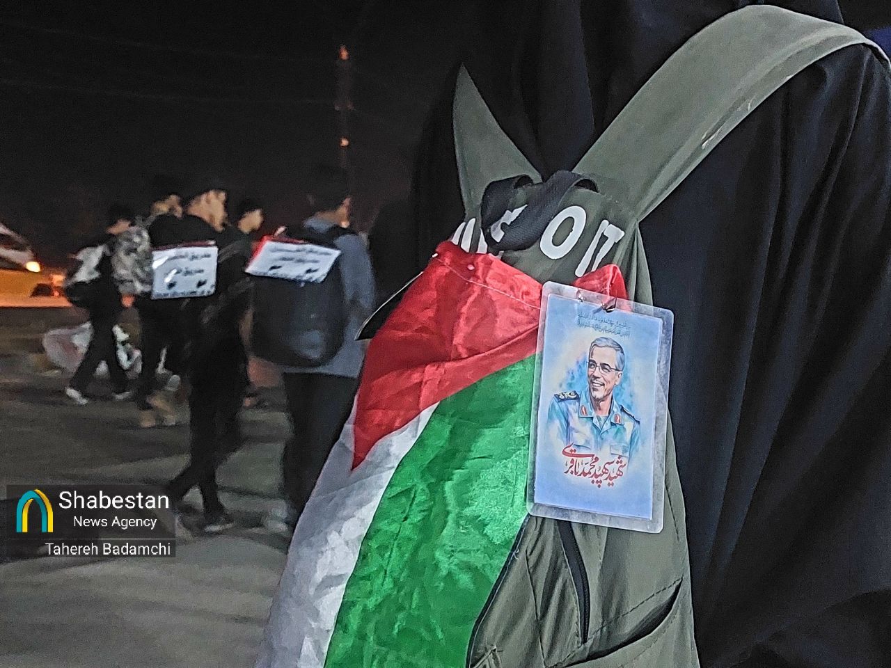 دلنوشتههایی بر پشت عشق/ پیامهای کولهپشتیهای اربعین