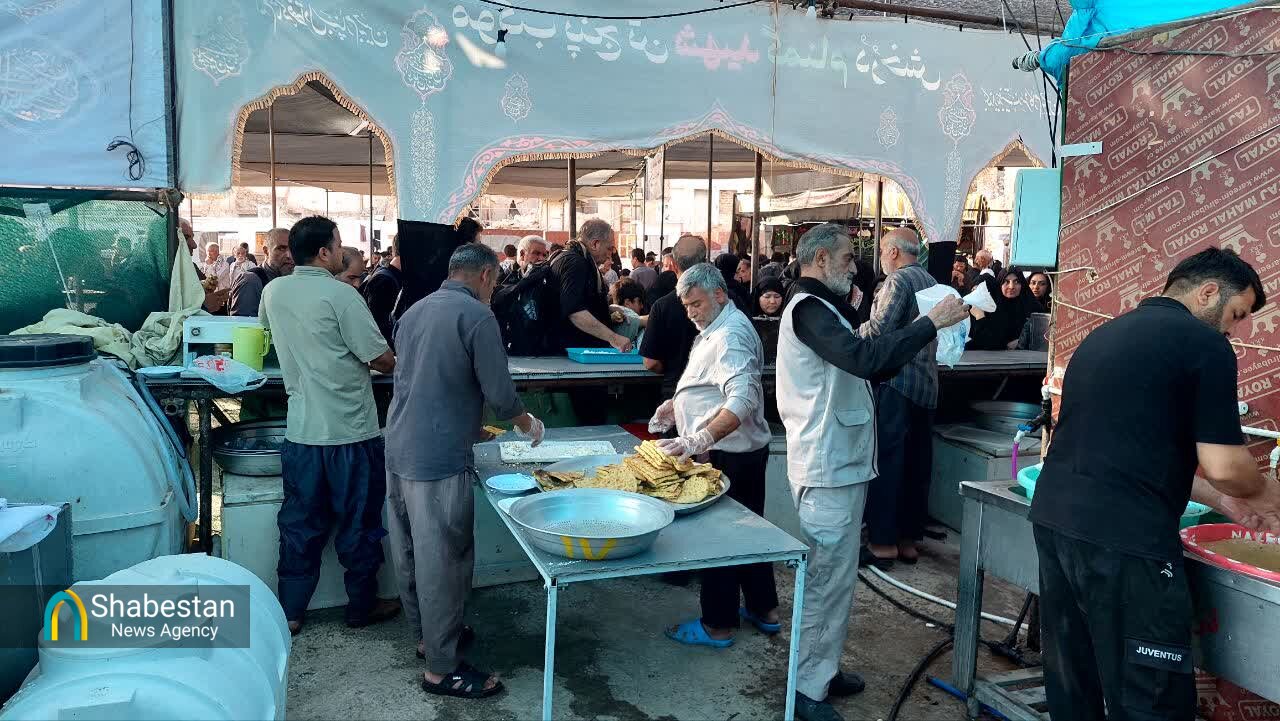 هشتمین سال خدمترسانی موکب درخش؛ همراه همیشگی زائران حسینی