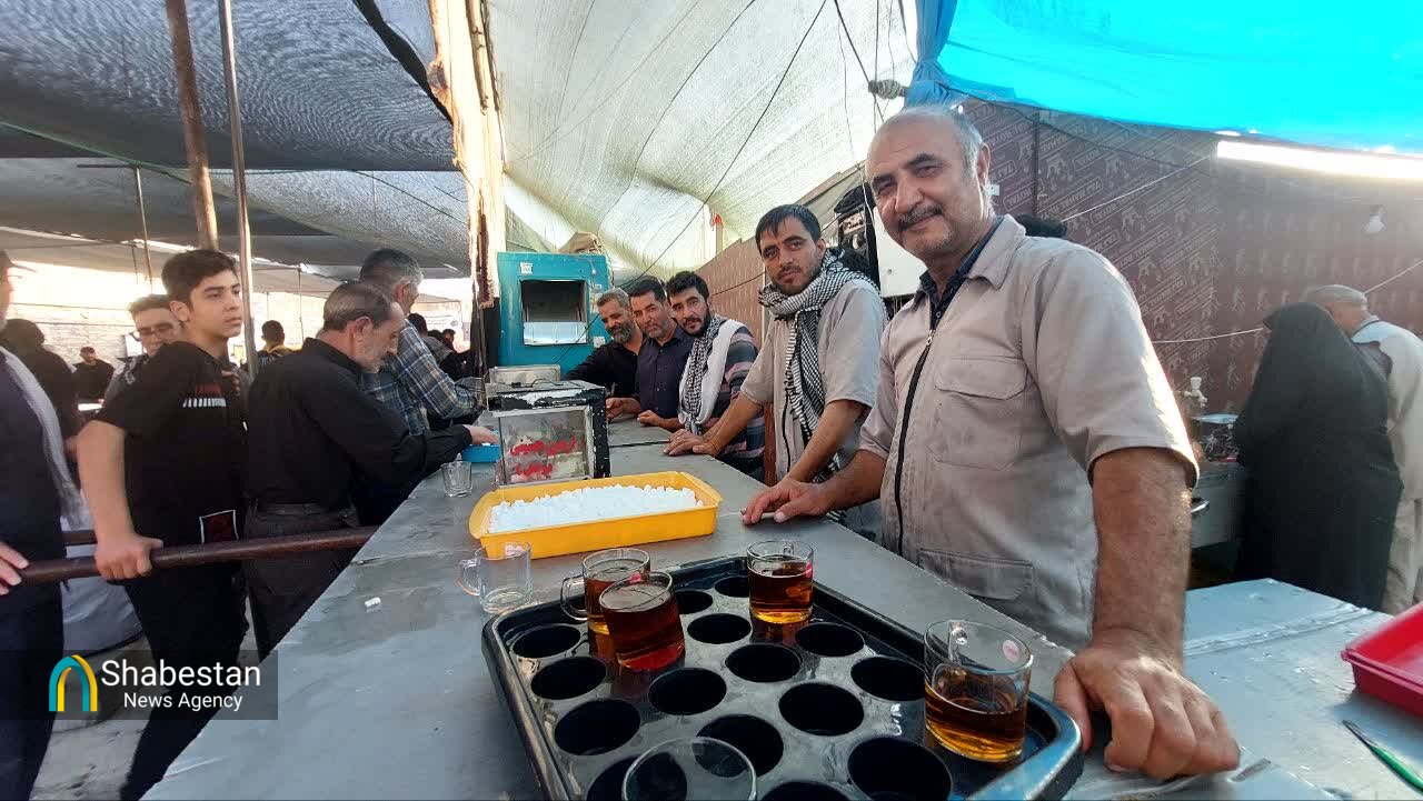 هشتمین سال خدمت‌رسانی موکب درخش؛ همراه همیشگی زائران حسینی