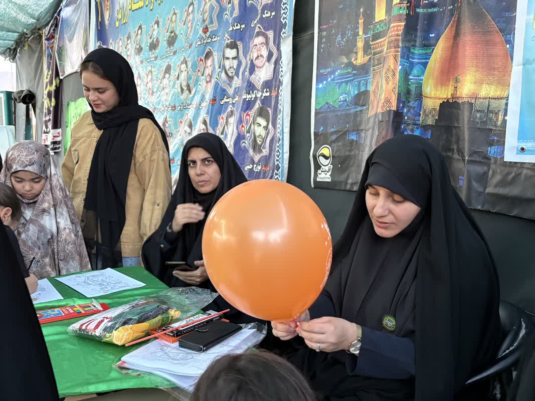 خادمی بدون وقفه ادامه دارد/ همدانی‌ها مصمم در مسیر عاشقی