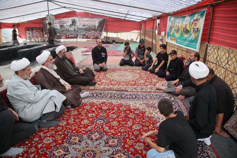 خادمی بدون وقفه ادامه دارد/ همدانی‌ها مصمم در مسیر عاشقی