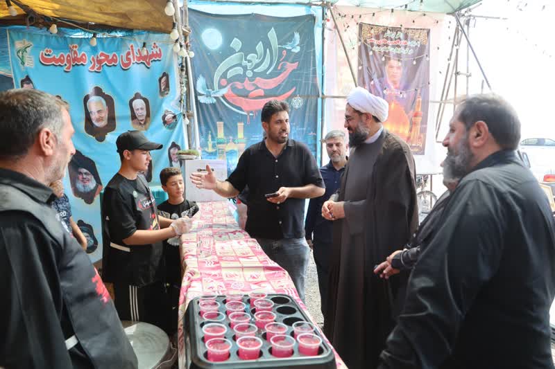 خادمی بدون وقفه ادامه دارد/ همدانی‌ها مصمم در مسیر عاشقی