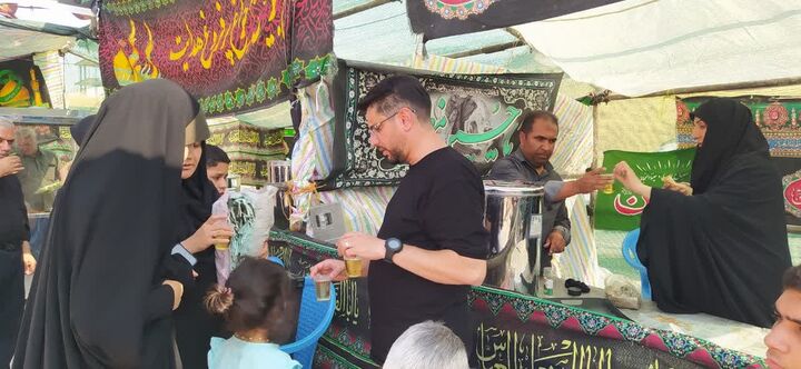 موکب مرصاد بصورت شبانه‌روزی پذیرایی از ۸۰۰ تا ۱۲۰۰ زائر است