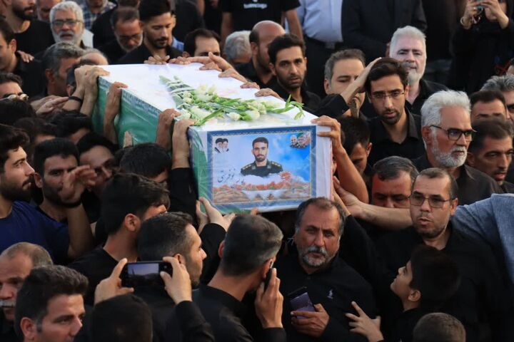 پیکر پاک و مطهر ۴۶ شهید هشت سال دفاع مقدس به کشور بازگشت