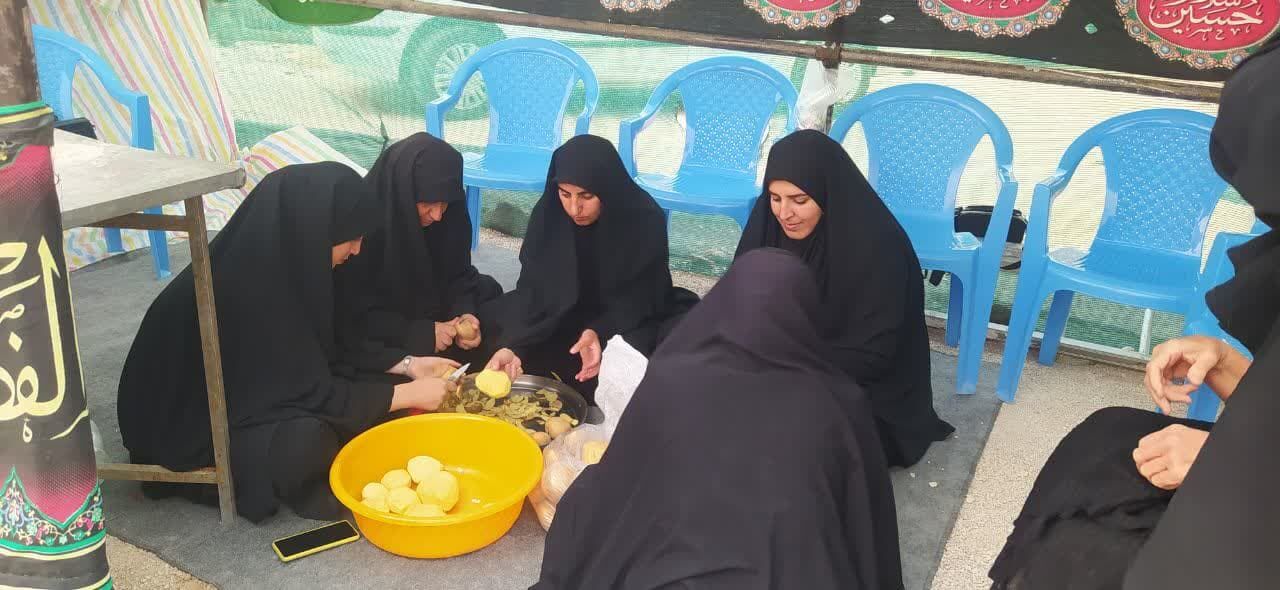 موکب مرصاد بصورت شبانه‌روزی پذیرایی از ۸۰۰ تا ۱۲۰۰ زائر است